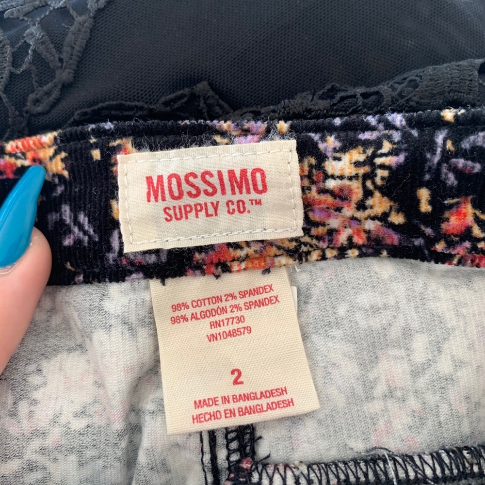 Mossimo Black Floral Mini Skirt Size 2 Business Casual - Picture 6 of 6